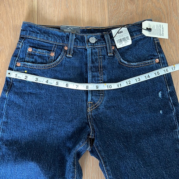 NWT LEVI'S 501 Skinny Premium Women's Jeans - Salsa Broken Stone Wash - 25X28 - Picture 14 of 16